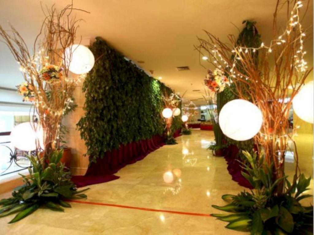 Grand Cempaka Business Hotel Jacarta Exterior foto